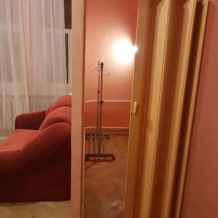 Apartman Ebu 28 *